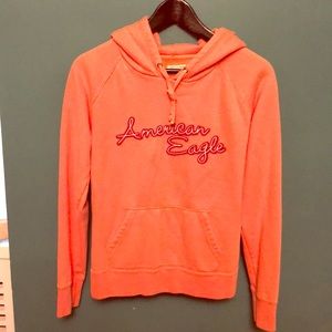 Selling an American eagle sweat shirt.